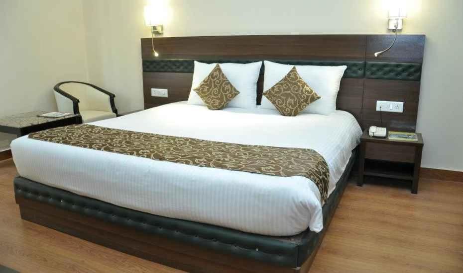 Hotel Empire Regency Джайпур Екстериор снимка